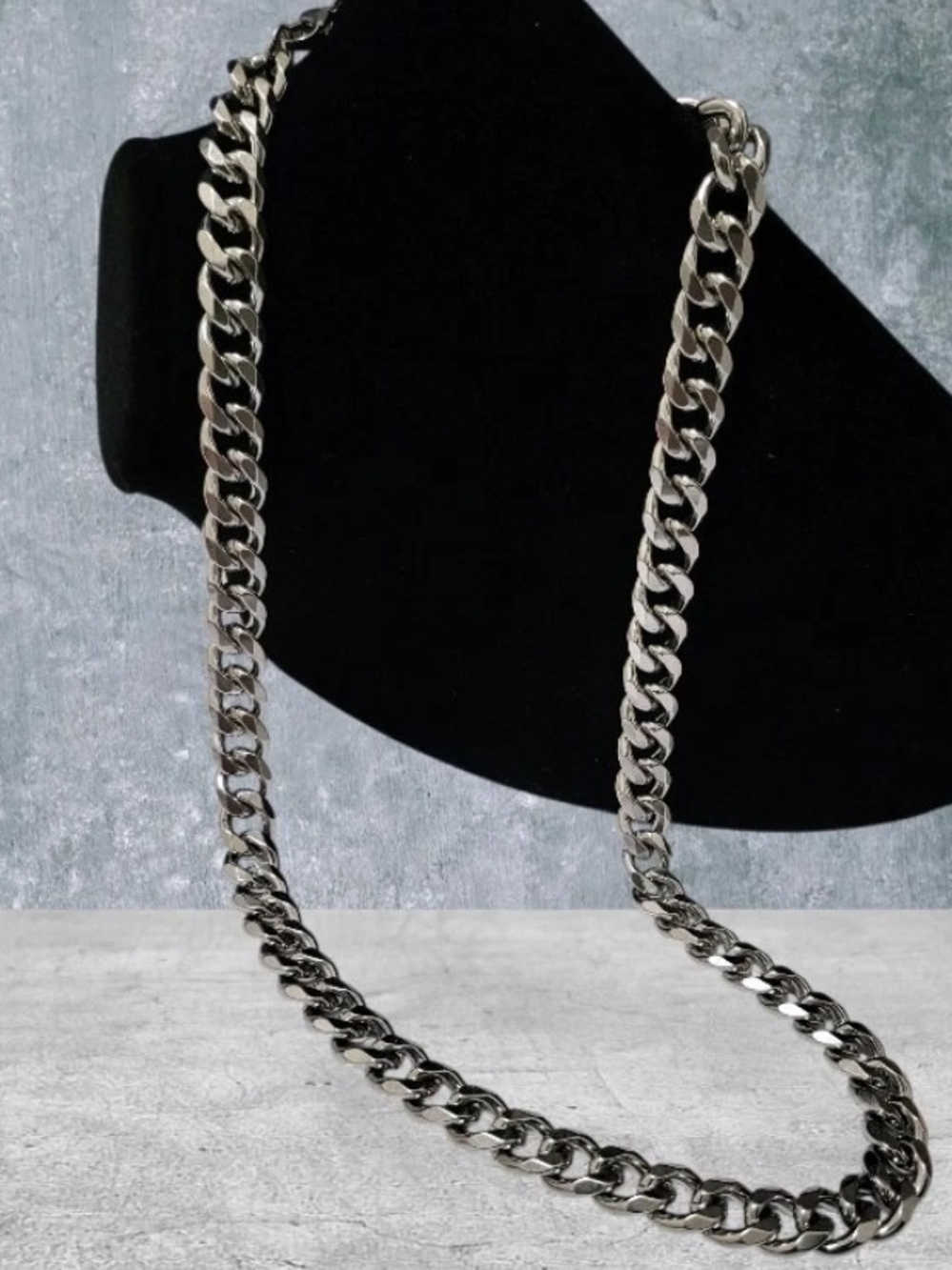 Unisex Cuban Link Necklace, 11 mm Polished Titanium Steel Chain, 24-inch/60cm